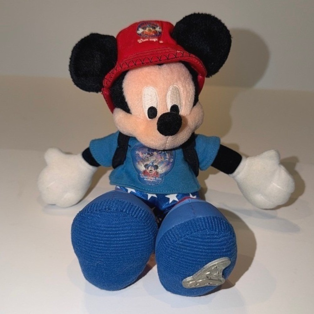 Rare 2003 Disney Park Pin Trader Mickey Mouse Plush EUC